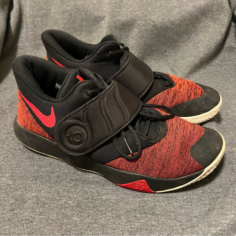 Nike Kd Trey 5 Basketball Athletic Shoes Men’s Size 10.5